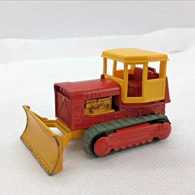 Vintage Matchbox Lesney no.16 Case Tractor bulldozer Made in England - Image 1 of 4