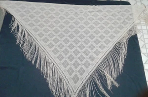 Vintage Triangle Shawl Wrap Fringe Tan Lace Rayon 74 X 42” Made In Japan - Picture 1 of 4