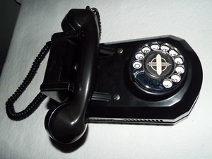 VINTAGE BAKELITE BLACK ELECTRIC AUTOMATIC WALL PHONE CHROME BANDS & DIALER READ! - Zdjęcie 1 z 19