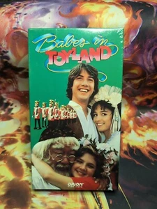 KEANU REEVES Babes in Toyland (1986) VHS Video Tape,Sealed Watermarks, Gradeable - Imagen 1 de 8