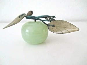 Pale Green Quartz Crystal Apple Agate Leaves Paperweight Home Decor Vtg AZ21 - Picture 1 of 9