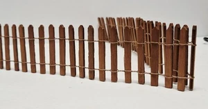 Department 56 Schneezaun flexibel braun Holz 36” lang 2” hoch ausgemustert #52043 - Bild 1 von 5