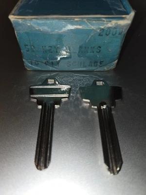 50 Vintage Schlage SC22 Key Blanks Wafer 35-200 1307W 200A - Image 1 of 2