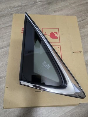 Lexus NX300H 2015-2021 cuarto izquierdo de vidrio lado del conductor OEM NUEVO Foto 1 de 4