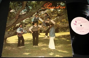 NEW ZEALAND YOUTH FOR CHRIST – PASS IT ON 1973 CHRISTIAN LP - Picture 1 of 2