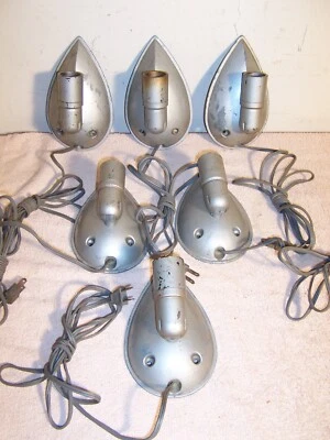 Grupo (6) Tres pares de apliques de luz giratorios vintage de mediados de siglo Foto 1 de 4