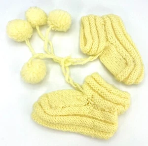 Vintage Soft Yellow Hand-Knitted Baby Booties with Pompoms - Picture 1 of 6