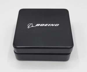 Boeing 787 challenge coin set, but missing compass.  Case included. - Picture 1 of 3