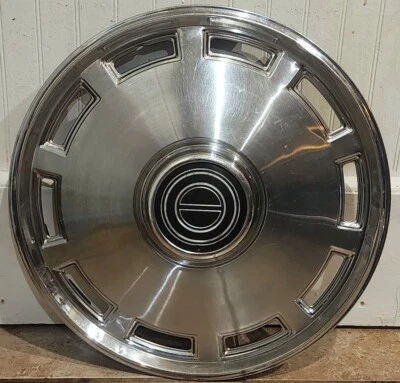 (1) Cubierta de rueda tapacubos DELUXE Ford Mustang 1981-1982 OEM #01 p/n E1ZZ-1130-E Foto 1 de 4