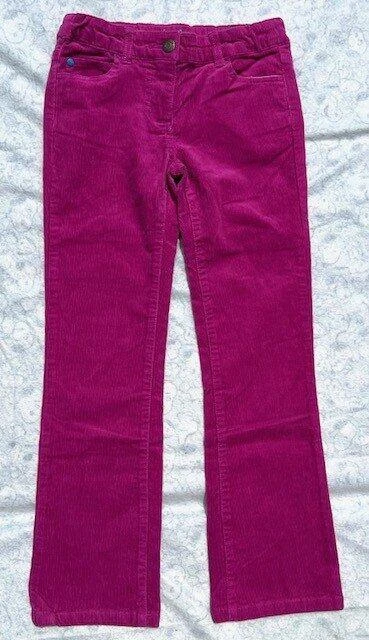 NUEVO Pantalones de mezclilla de pana bootleg ciruela vívida púrpura Mini Boden para niña 9 años Foto 1 de 1
