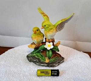 Vintage Keramik Goldfink Sänger Vogel auf Ast Figur Blumen gelbe Vögel - Bild 1 von 10
