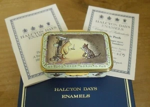 Ltd Ed Halcyon Days Winnie the Pooh "I'm Pooh, Said Pooh" Enamel Box - 2 1/2" - Picture 1 of 11