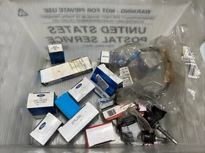 Miscellaneous Ford Parts lot (21) - Foto 1 di 3