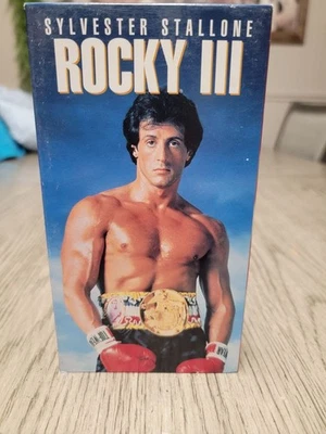 ROCKY III VHS 1996 Sylvester StalloneHulk Hogan 1982 Movie *BUY 2 GET 1 FREE* - Immagine 1 di 2