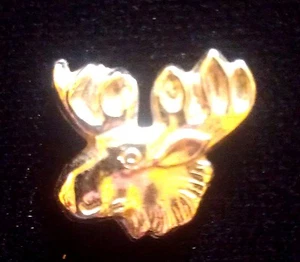 Moose Hunter Wildlife Alaska Animal Metal Pewter Hat Tie Tac Lapel Pin NEW K1 - Picture 1 of 1