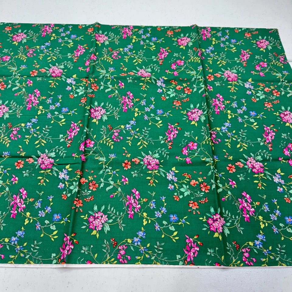 vintage fabric tradition quilting green floral cotton 44x55 2014 - Image 1 of 4