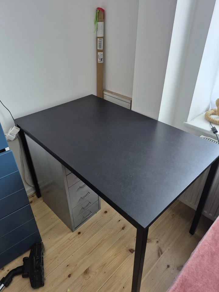 Tisch 67cm×110,5cm×74cm Schwarz Matt Holz Top, Metall Gestell - Bild 1 von 1