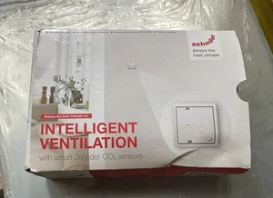 Sensor de CO2 Zehnder 0-10V67 montable en pared. NUEVO. - Imagen 1 de 7