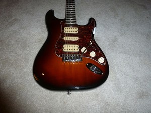  SUPER NICE custom fender strat.  squire 