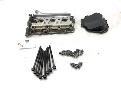 AUDI Q7 S-LINE 2014-2015 3,0 L CABEZA DE PASO DERECHO VÁLVULA CUBIERTA EXTREMO SOPORTE FABRICANTE DE EQUIPOS ORIGINALES. Foto 1 de 4