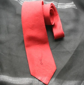 Corbata roja vintage YVES SAINT LAURENT seda Shantung Francia - Imagen 1 de 3