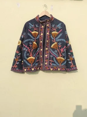 Jaqueta de algodão indiana preta estampada Suzani feita à mão roupas femininas EUA - Imagem 1 de 4