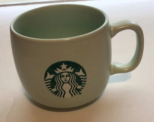 Taza de café de gres Starbucks Holiday Series 2020 verde menta 12 oz - Imagen 1 de 7