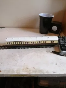 AIRFIX 00 Guage GREAT WESTERN 1ST/3RD COMPOSITE BRAKE COACH - 6895 - Picture 1 of 5