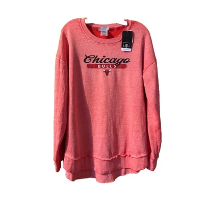 全新 芝加哥公牛队 NBA 套衫 卫衣 圆领 - 女式 M 码 - Heather 红色 — 第 1/4 张图片