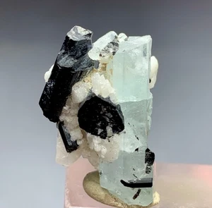 23 Carat Beautiful Aquamarine With Black Tourmaline Crystal Bunch From Pakistan - Picture 1 of 7