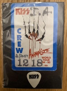 Gene Simmons stage used 1984 1985 Animalize concert tour guitar pick/pass - Picture 1 of 3