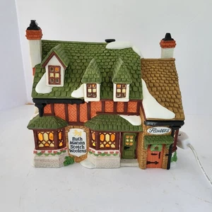 De colección Departamento 56 Dickens Village Ruth Marion Lana Escocesa 1989 Iluminado Retirado - Imagen 1 de 16