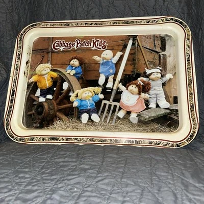 Bandeja de TV de metal con muñecas Cabbage Patch Kids 1984 de colección Foto 1 de 3