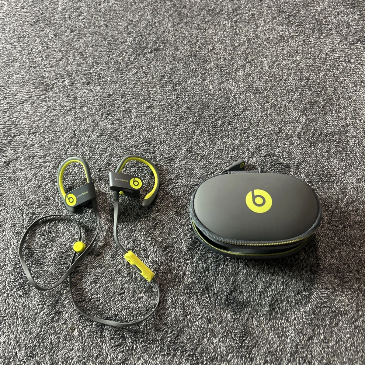 Preços baixos em Beats by Dr. Dre Powerbeats 3 Fones de Ouvido