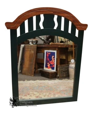 Espejo colgante de pared verde vintage detalles de roble decoración de campo diseñador 38" x 49" Foto 1 de 4