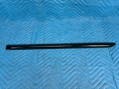 Moldura inferior puerta trasera Jaguar XJ6 113" WB lado del conductor verde: HFB 1995-1997 OEM Foto 1 de 4