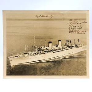 USNS Hugh J Gaffey circa aprile 1952 firmato da capitano e ufficiali Marina da guerra di Corea - Foto 1 di 3