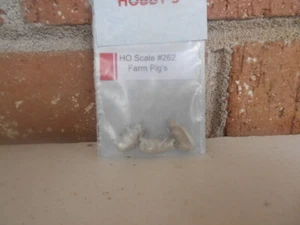 HO Scale Accessories Farm Pigs 3 Each Per Pack #262 - Picture 1 of 4