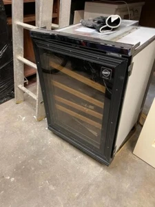 EuroCave small wine maturing cabinet fridge - Picture 1 of 3
