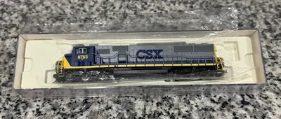 Atlas 49261 N Scale SD-60M Diesel Locomotive CSX #8783 DCC - Image 1 of 4