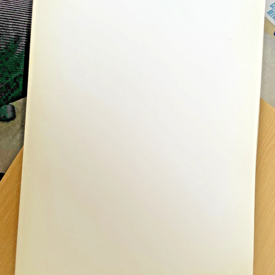 Building Card Sheet White Plain 33cm x 23cm Five sheets. - Image 1 of 1