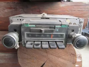 1970 Chevy Impala Chevelle,Nova Camaro factory AM-FM radio - Picture 1 of 10