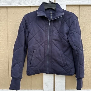 Lululemon Forever Warm Jacket Reversible Quilted Size 2 Midnight Navy W4AKNS - Picture 1 of 9