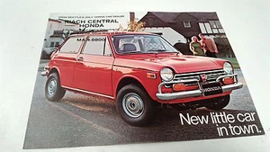 1970 HONDA 600 SEDAN   Orig Sales Brochure - Picture 1 of 3