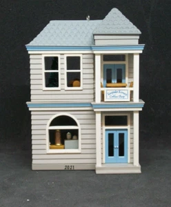 Hallmark 2021 Keepsake Korners Coffee Shop - NH&S 38 - Nuevo en caja - Imagen 1 de 6