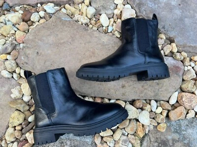 Lucky Brand Leather Bhrett Chelsea Chunky Boot Size 7 Wool Blend Y2K MSRP $129 - Image 1 of 4