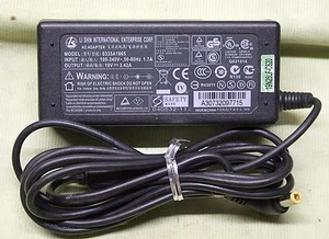 ASUS LI SHIN 65W LAPTOP AC ADAPTER 19V - 3.42A - 0335A1965 - Bild 1 von 4
