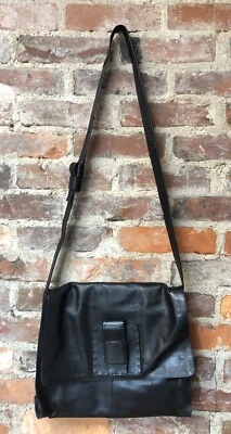 Kenneth Cole Messenger Bag Cross-Body Maletín de cuero negro VTG 90's Orig $175 Foto 1 de 4