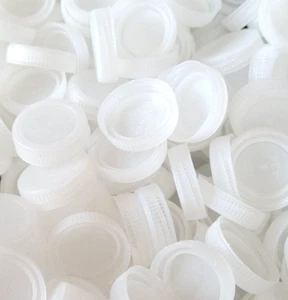 Lot of 500 White Plastic Water Bottle Caps  Clean for Crafting or Art Projects - Picture 1 of 2