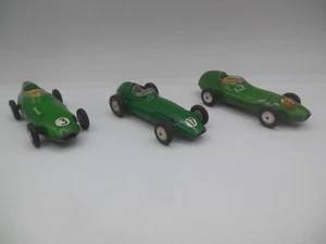 Grupo de 3 coches de carreras Corgi vintage 2 x 150 Vanwall Rn3 y un 152 BRM Rn 17 - Imagen 1 de 18